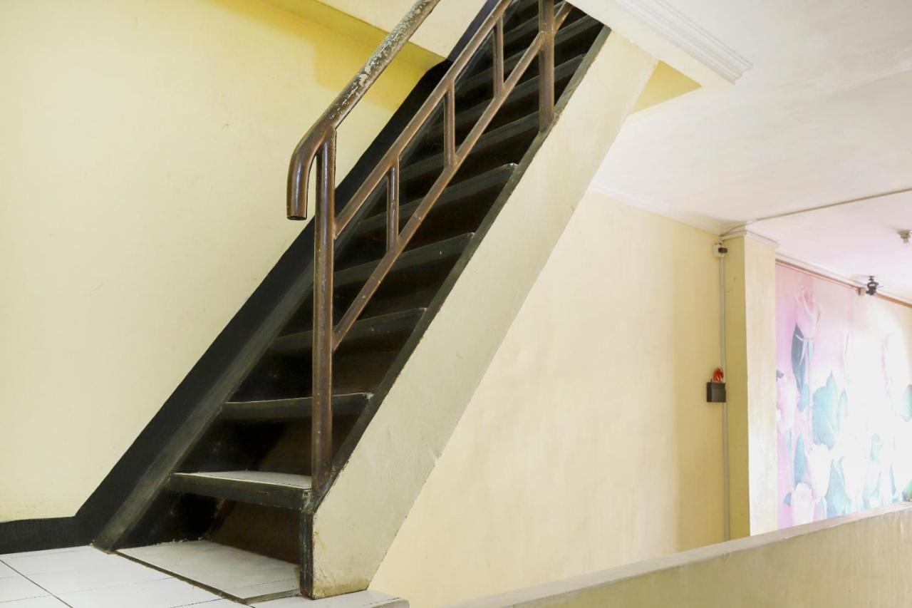 Hotel Good Sleep Balikpapan Mitra Reddoorz Exterior foto