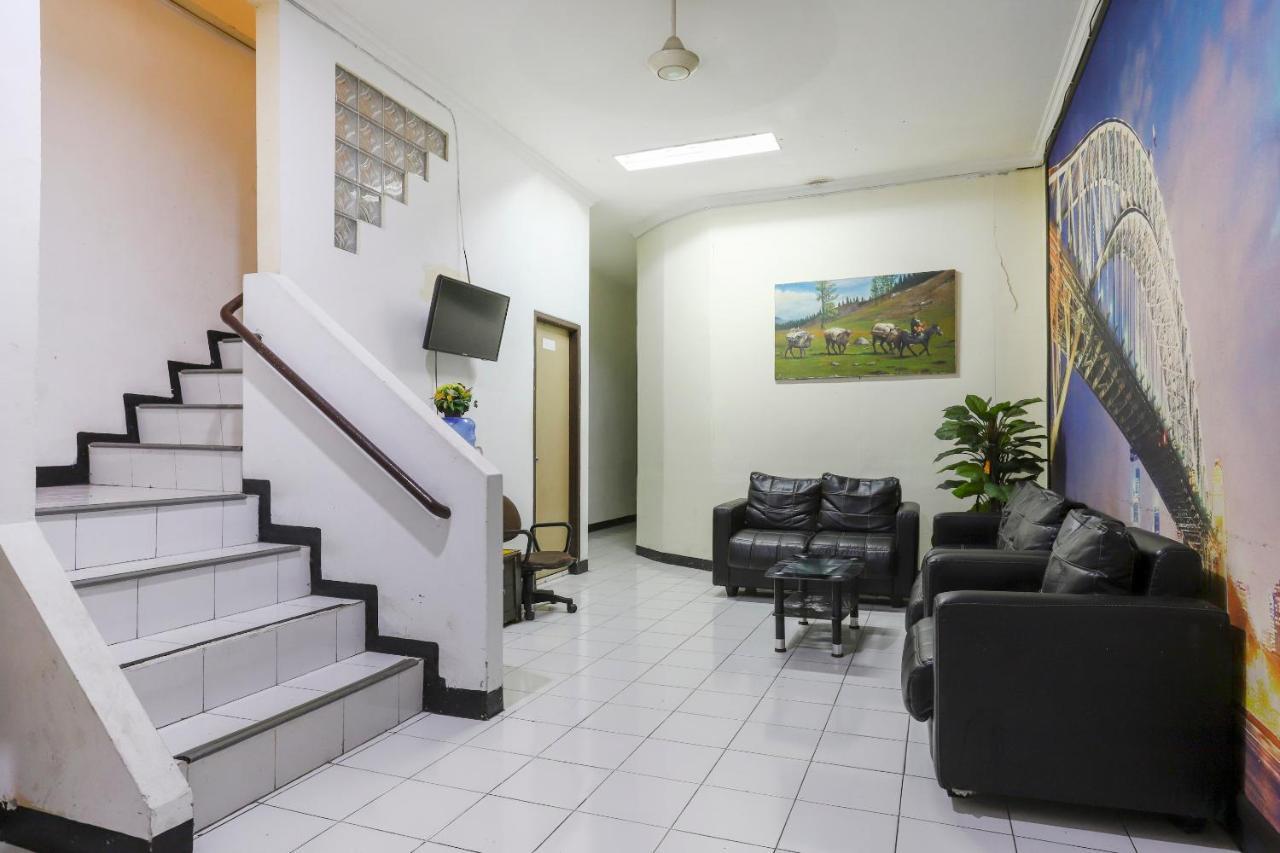 Hotel Good Sleep Balikpapan Mitra Reddoorz Exterior foto