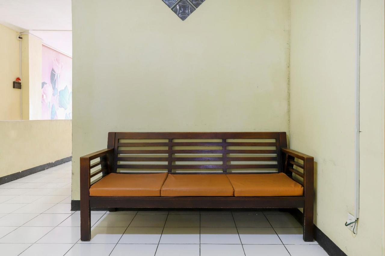 Hotel Good Sleep Balikpapan Mitra Reddoorz Exterior foto