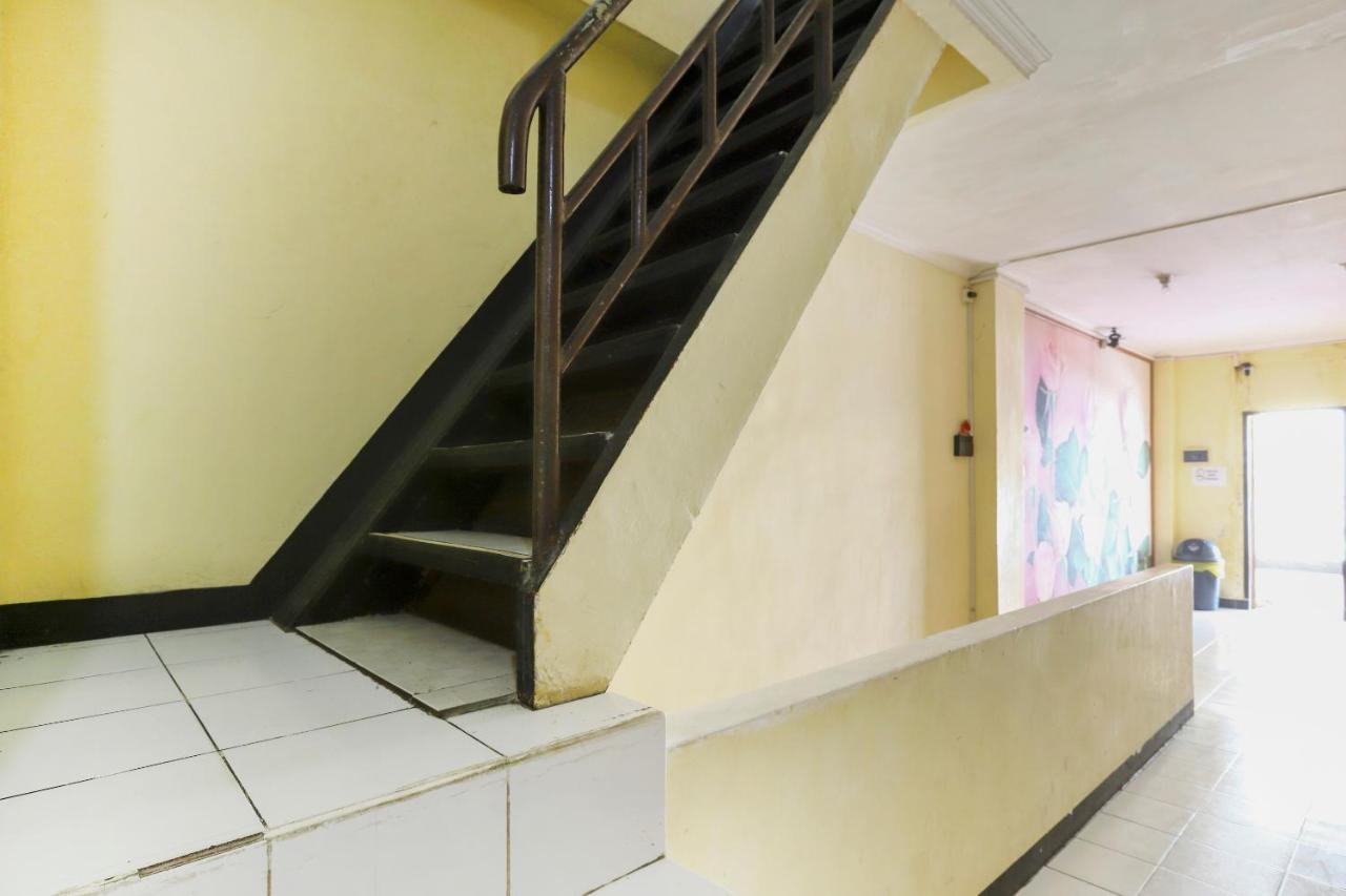 Hotel Good Sleep Balikpapan Mitra Reddoorz Exterior foto